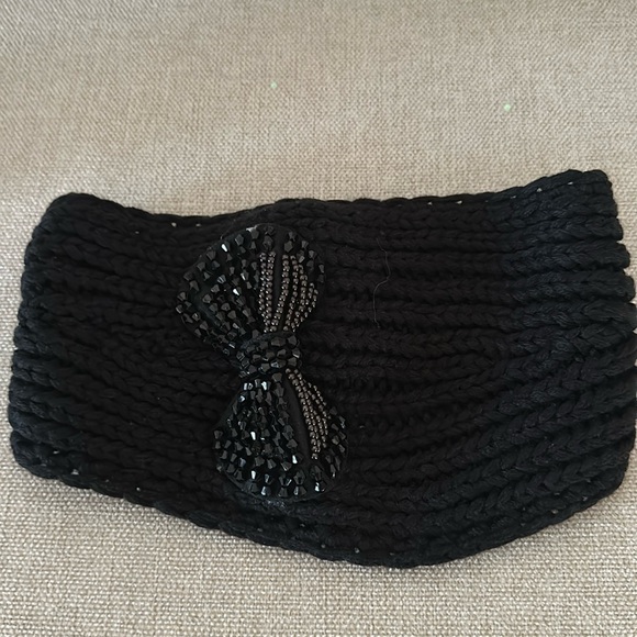 Headband with beaded bow. New. - Picture 1 of 4